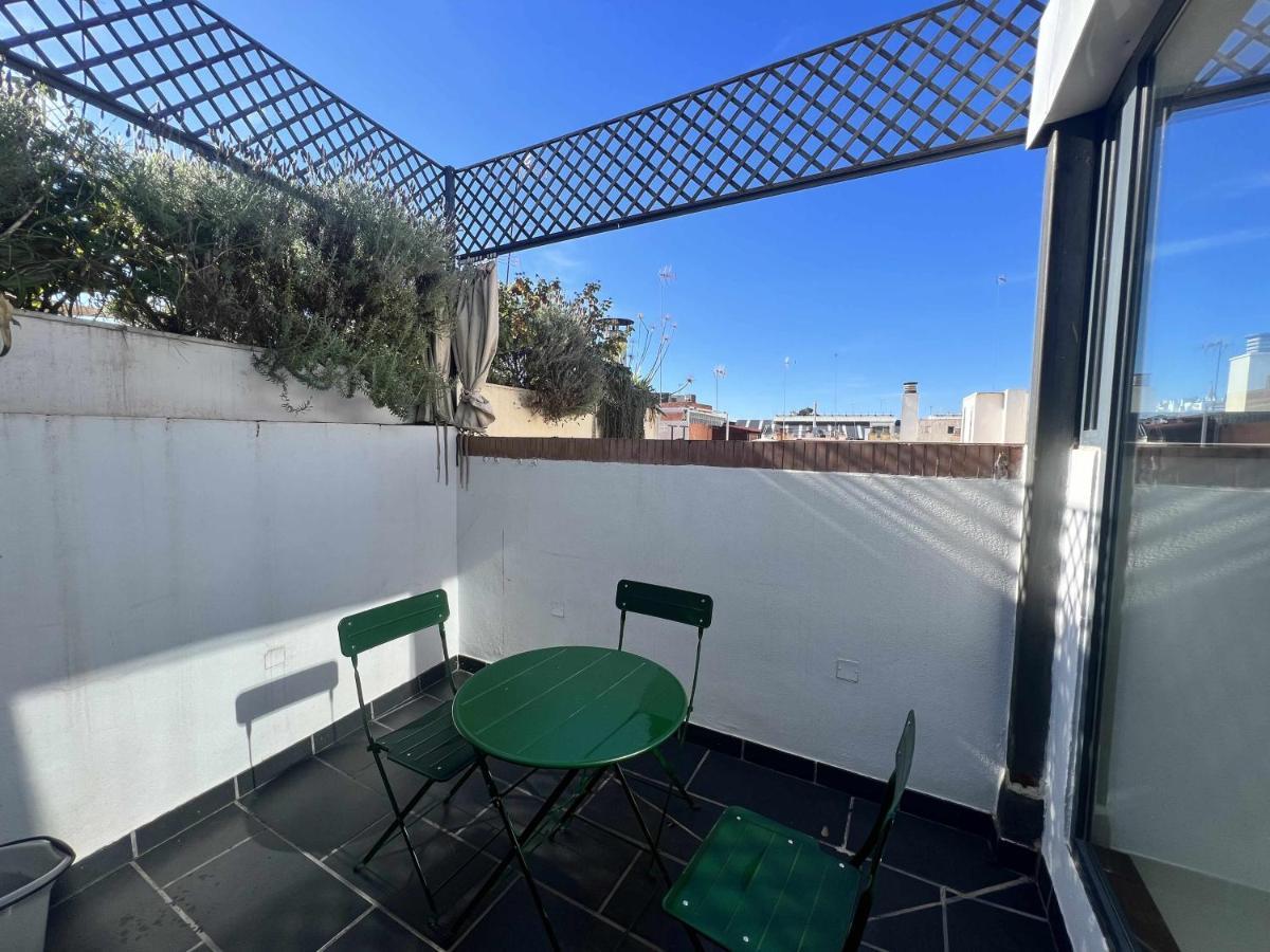 Апартаменты Atico San Bernardo Terraza Y Parking Incluido Севилья Экстерьер фото