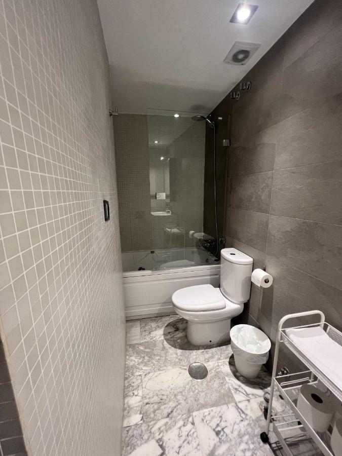 Апартаменты Atico San Bernardo Terraza Y Parking Incluido Севилья Экстерьер фото